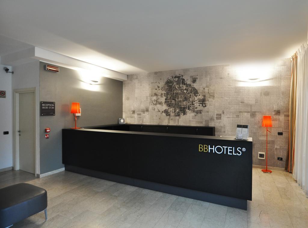 Bb Hotels Aparthotel Bicocca Milán Exterior foto